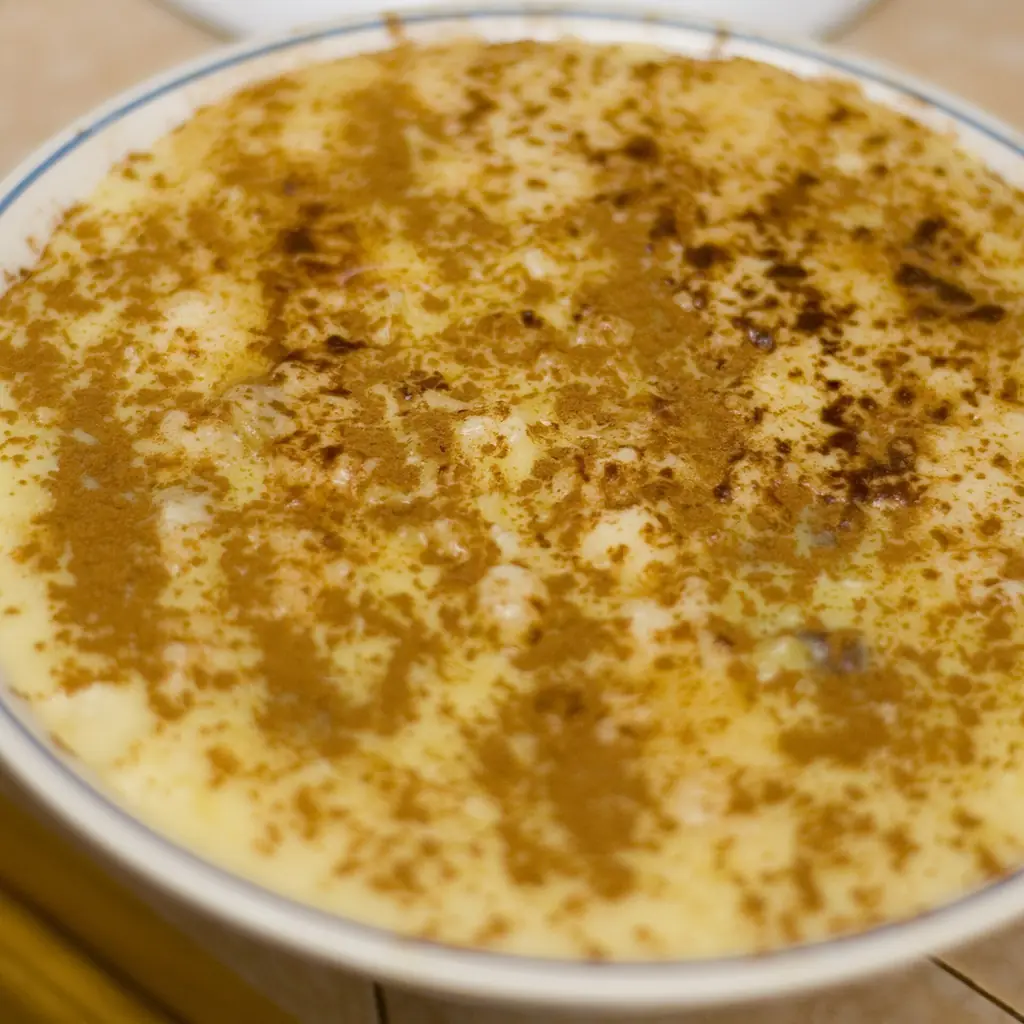 Rice pudding from cooked rice