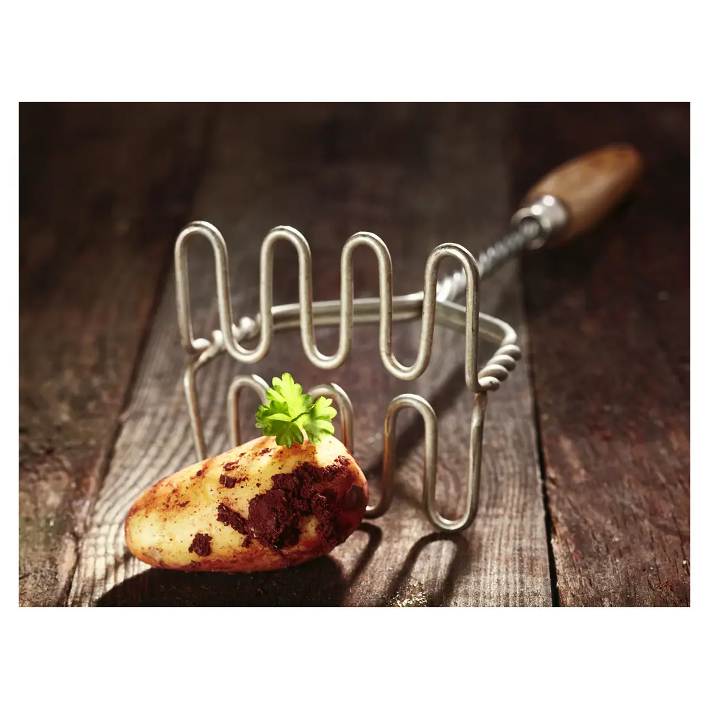 The wire potato masher